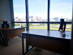 Woods Square (D25), Office #526587441